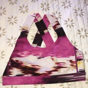 Lululemon sports bra
